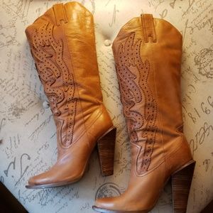 Jessica Simpson Abilene leather boots